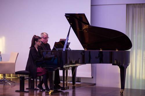 Klavierkonzert mit Dina Stojikovic und Dr. Wolf Kalipp