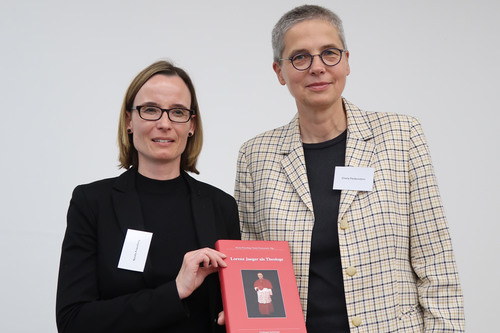 Prof. Dr. Nicole Priesching und Dr. Gisela Fleckenstein