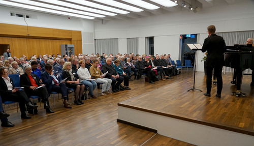 Zahlreiche Gäste folgten der Einladung zur Amtseinführung des neuen Akademiedirektors. Foto: Michael Bodin / Erzbistum Paderborn