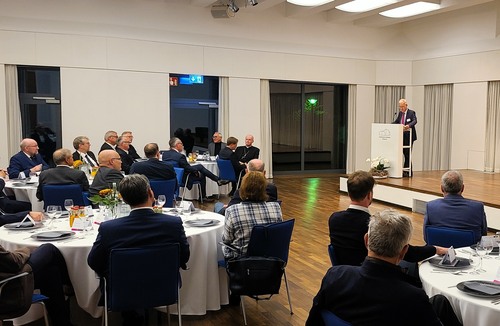 50 geladene Teilnehmende beim WerteDialog 2025